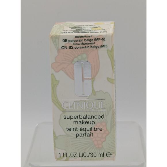 Clinique Superbalanced CN 62 Porcelain Beige – Discontinued Shade – New in Box
